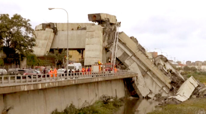 इटली में तूफान की वजह से पुल गिरा , 30 लोगों की मौत