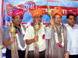 ‘लव कुश रामलीला समिति’ के अध्यक्ष अशोक अग्रवाल ने कहा कि रामलीला14 अलग-अलग भाषाओं में पेश किया जाएगा