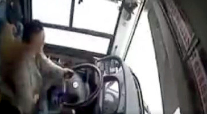 चीन में महिला और बस चालक के झगड़े ने 13 लोगो की जान ली