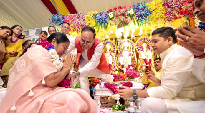 श्री धार्मिक लीला कमेटी ने रामलीला मंचन के लिए भूमि पूजन किया